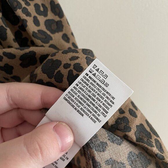 American Eagle Outfitters Wmn L Animal Print Spaghetti Strap Halter Crop Top NWT - Picture 8 of 9